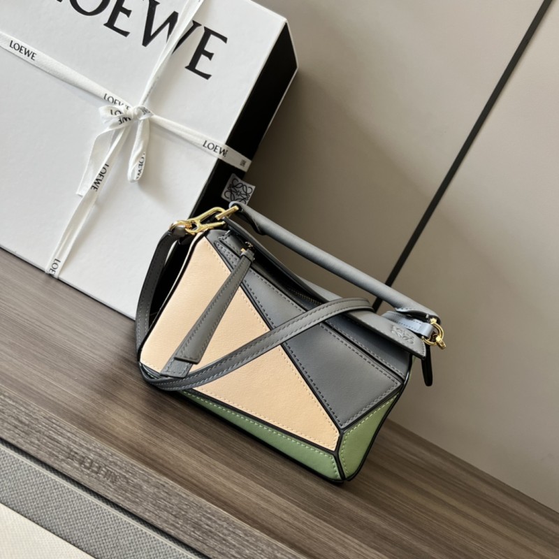 Loewe   061838 18x12,5x8cm Puzzle