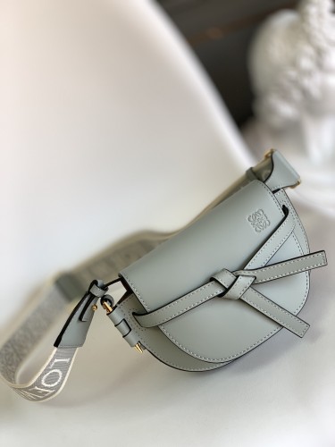 Loewe 61824 15x12,5x9cm Minigate
