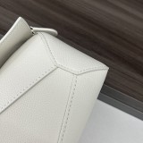 Loewe  062312  18x12,5x8cm Puzzle Edge