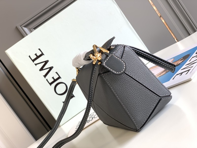 Loewe  061838 18x12.5x8cm  Puzzle Mini