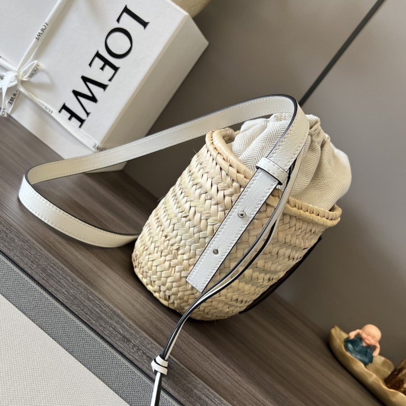 Loewe  10130 28x19x18cm