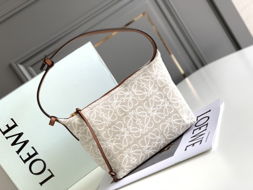 Loewe 052104 21x17x12,5cm Cubi