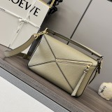 Loewe  261801 24x16.5x10.5cm Puzzle