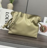 Loewe  262386 30x24,5x10,5cm Flamenco