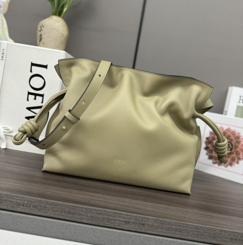 Loewe  262386 30x24,5x10,5cm Flamenco