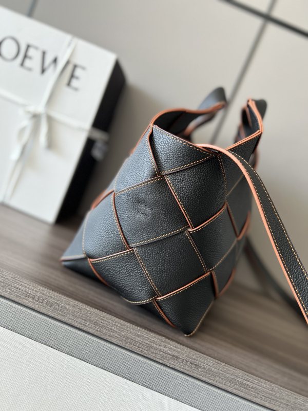 Loewe  062840 24x16x23cm Surplus Basket