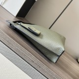 Loewe  11038 29,5x6,5x20,5cm T Pouch