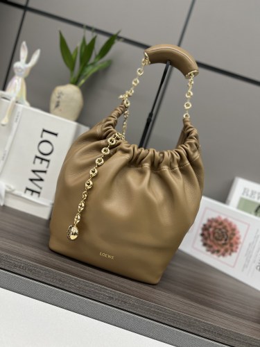 Loewe  652329  29x24x10,5cm Squeeze
