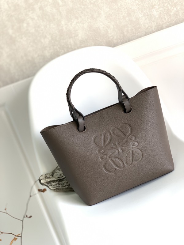 Loewe 062186 29x25x14cm Tote