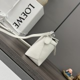 Loewe  062312  18x12,5x8cm Puzzle Edge