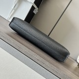 Loewe  11038 29,5x6,5x20,5cm T Pouch