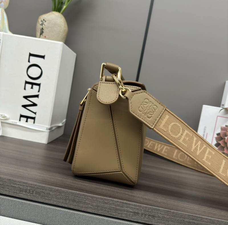 Loewe 262304  24x16x10,5cm Puzzle