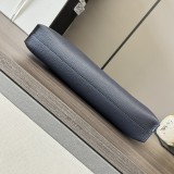 Loewe  11038 29,5x6,5x20,5cm T Pouch
