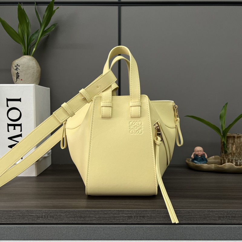Loewe  652233 19,5x14,5x20,5cm Hammock