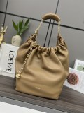Loewe  652328  34x33x13,5cm Squeeze