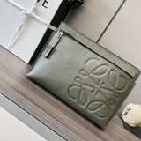 Loewe  11038 29,5x6,5x20,5cm T Pouch