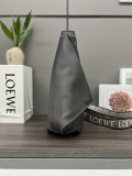 Loewe  060356 34x17,5x13cm Anton Sling
