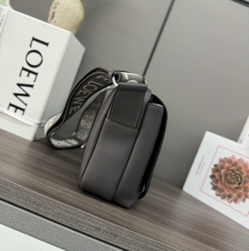 Loewe 11388 24,5x18x10,5cm