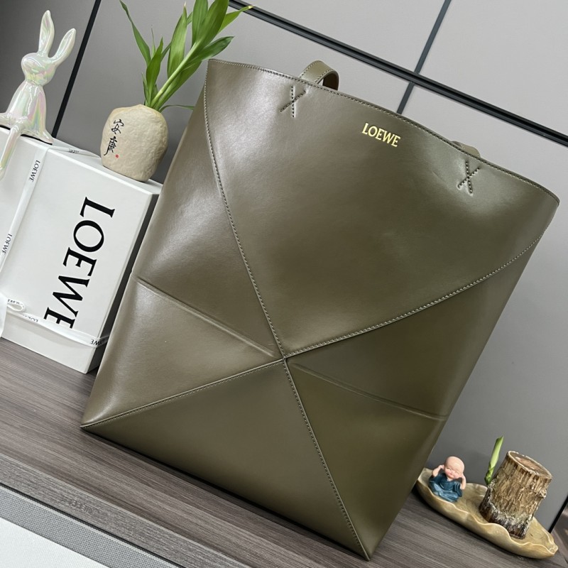 Loewe  052321 42x18x41cm Puzzle Fold