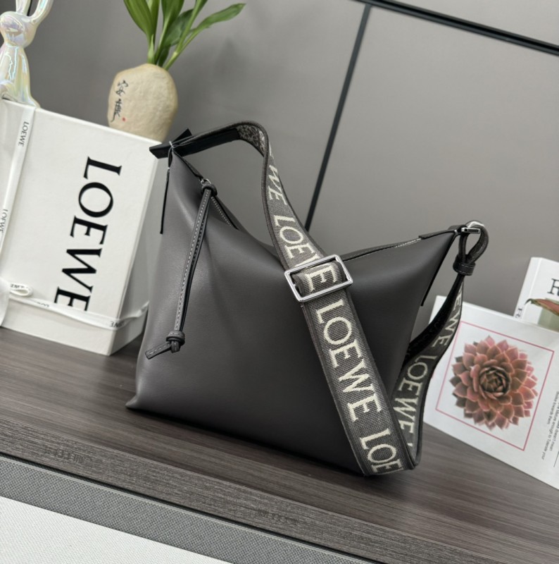 Loewe  062318 29x22x10,5cm Cubi