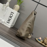 Loewe  060356 34x17,5x13cm Anton Sling