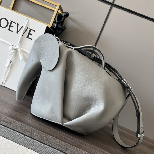Loewe 11030 30x23x26cm