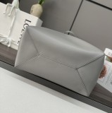 Loewe  052321 42x18x41cm Puzzle Fold