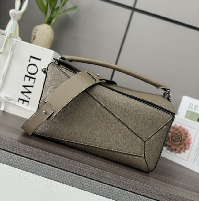 Loewe 10170 36,5x19x23cm Puzzle Edge