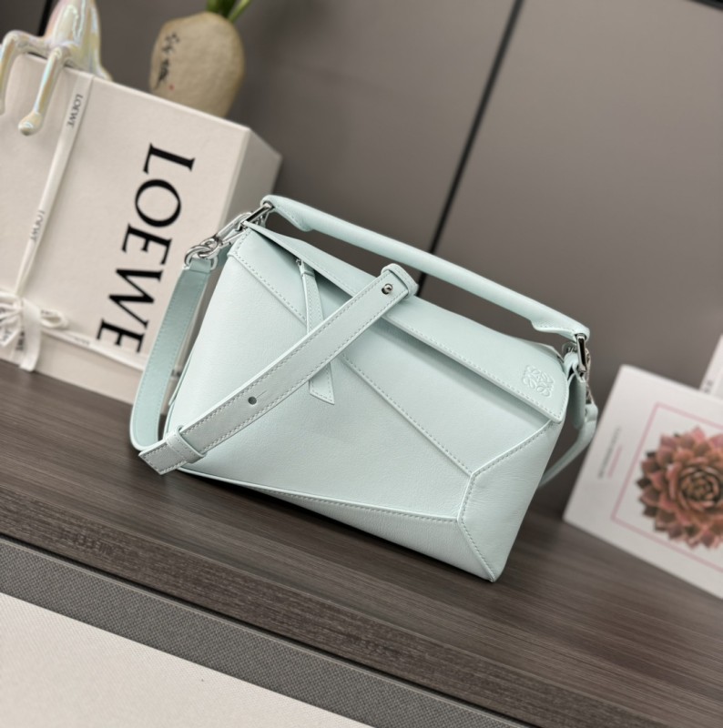 Loewe  062324 24x10,5x16cm Mini Puzzle Edge