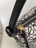 Loewe 052104 21x17x12,5cm Cubi