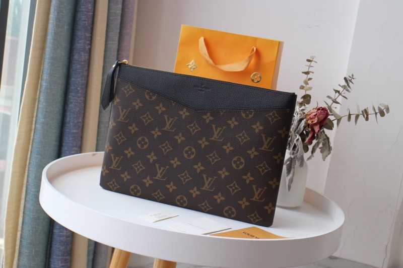 Pochette LV M62048 29x21cm