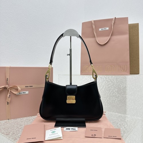 MiuMiu City Half Hobo 5571 28x15x4cm