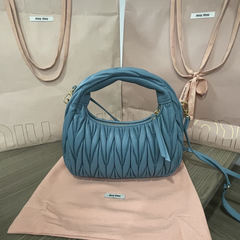 Borsa MiuMiu Wander 23x13x7cm