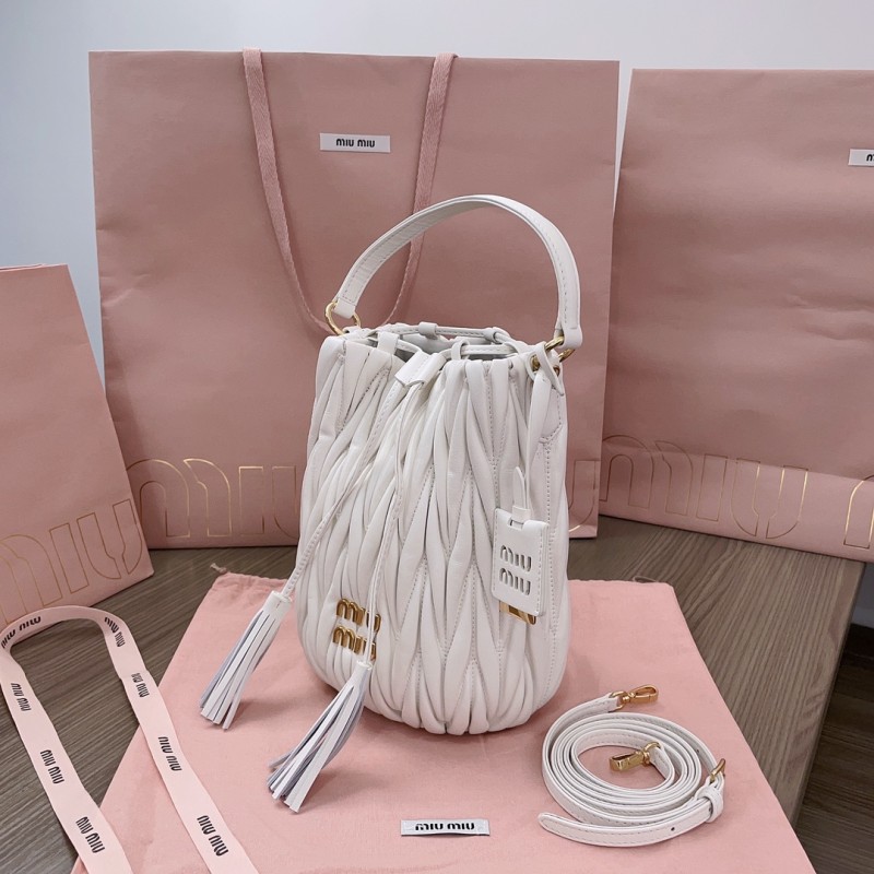 Borsa MiuMiu Matelasse 5BE084 20x18x14cm