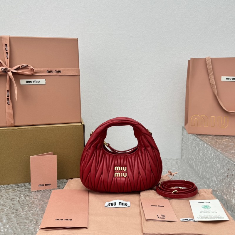 Borsa MiuMiu Wander Hobo 5518 17.5x5.5x14cm