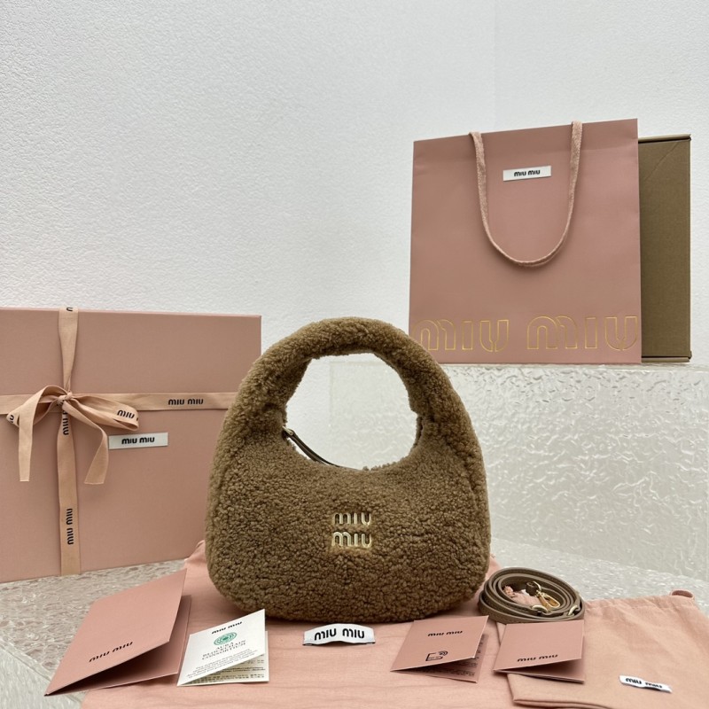 Borsa MiuMiu Wander Hobo 5518 20x6x17cm