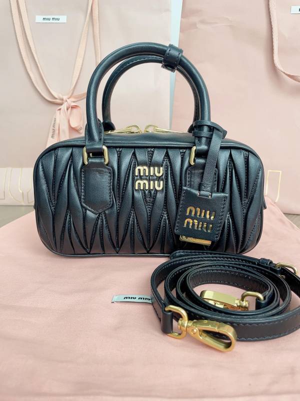 Borsa MiuMiu Matelasse 5BB142 22x10,5x7,5cm