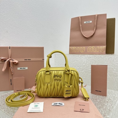 Borsa MiuMiu Wander 5561 19x13x6cm