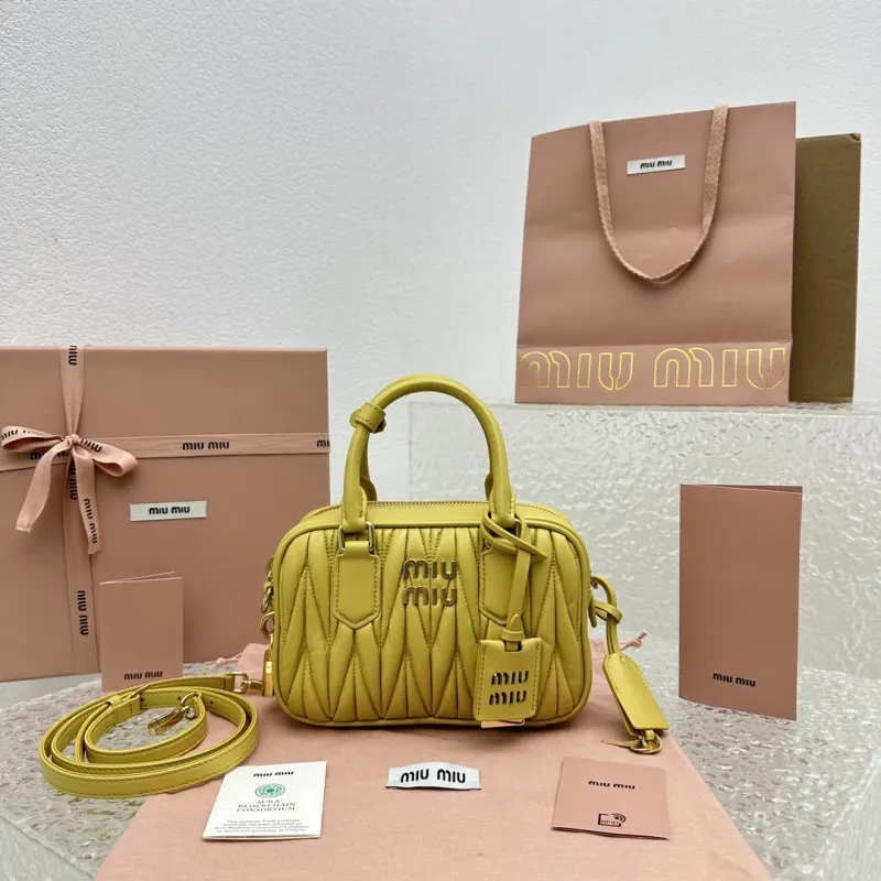 Borsa MiuMiu Wander 5561 19x13x6cm