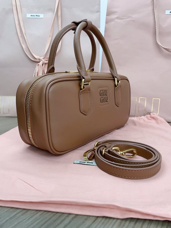 Borsa MiuMiu Matelasse 5BB148 27x12x9cm