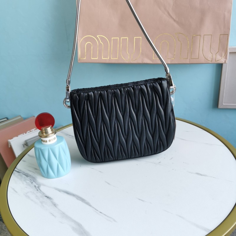 Borsa MiuMiu Sassy 5BA200 20x15x4,5cm