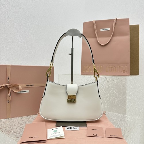 MiuMiu City Half Hobo 5571 28x15x4cm