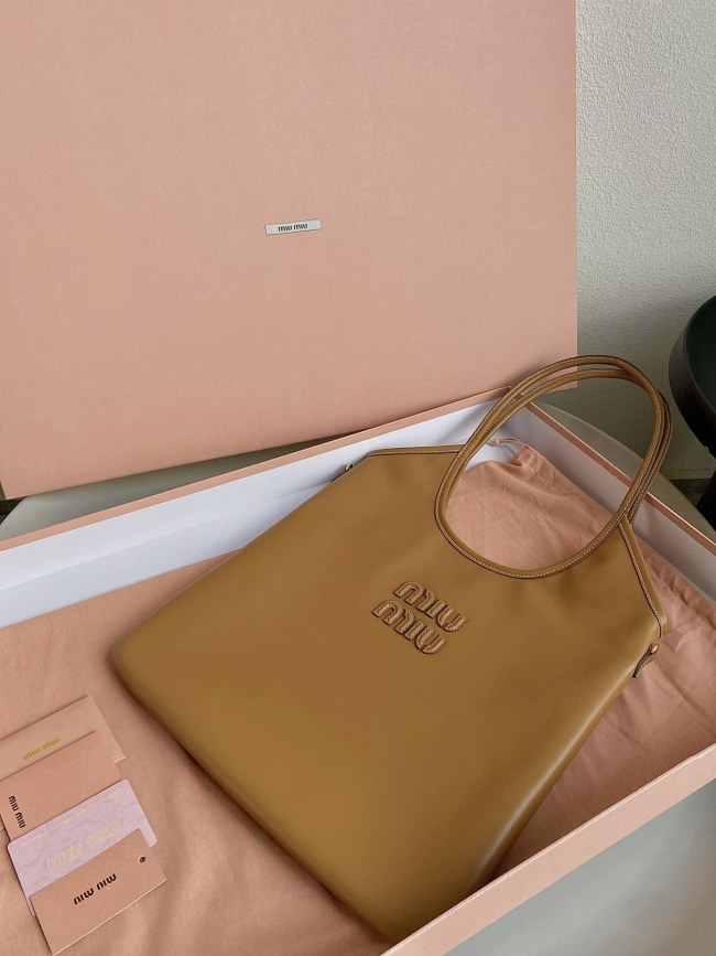 Borsa MiuMiu 35x40cm