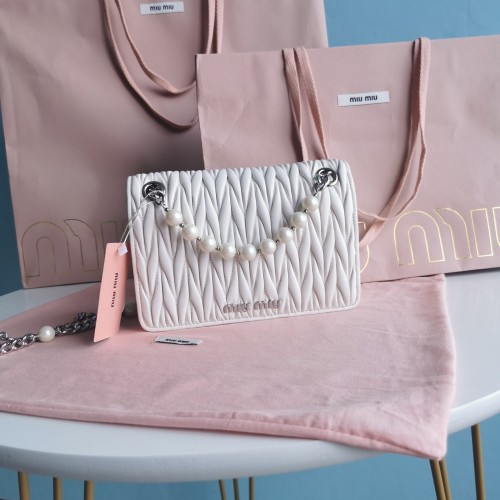 Borsa MiuMiu 5BP65  19x13x5cm