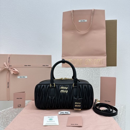 Borsa MiuMiu Maragaret Keane 5555 27x12x9cm