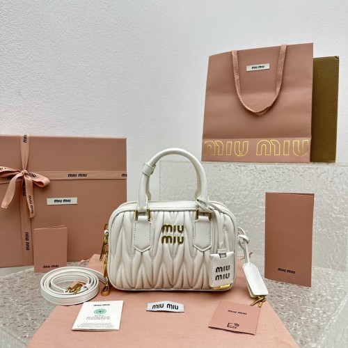 Borsa MiuMiu Wander 5561 19x13x6cm