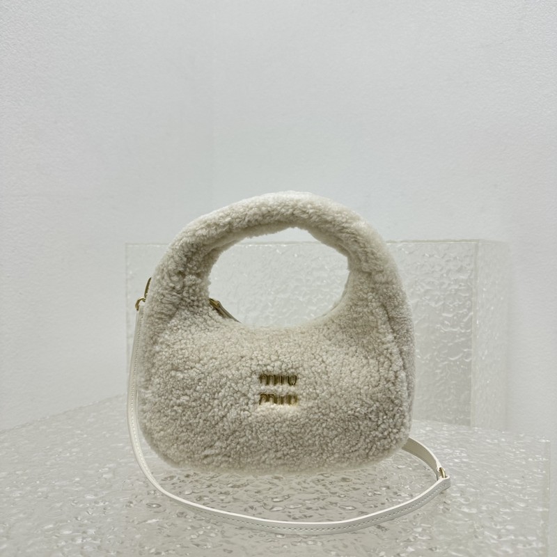 Borsa MiuMiu Wander Hobo 5518 20x6x17cm