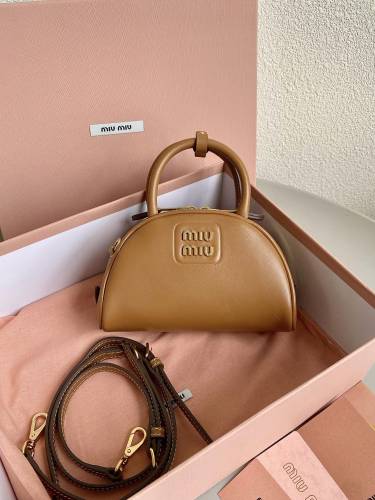 Borsa MiuMiu 11,5x15x8cm