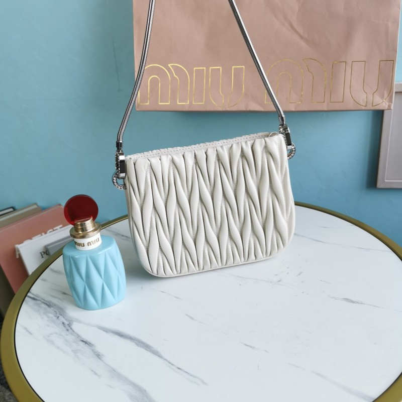 Borsa MiuMiu Sassy 5BA200 20x15x4,5cm