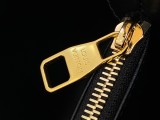 LV Capucines Souple M24607 38x23x16cm